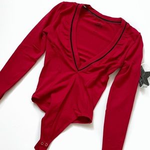 GOOD AMERICAN Red V-Neck Bodysuit (MULTIPLE)